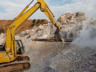報廢挖機改鉆機一天可打800米 KWJ品牌實力強勁 挖改鑿巖機潛孔鉆