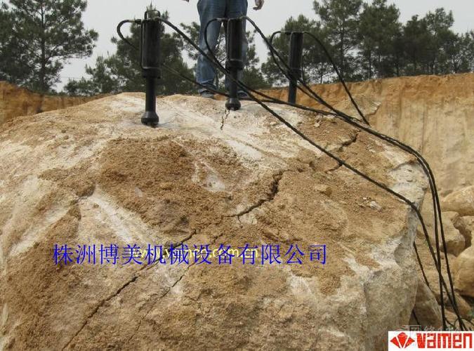 石材礦山開采機械設備-液壓分裂機 - 