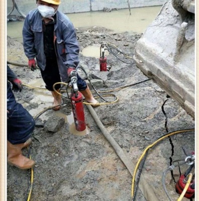 替代破碎錘開采巖石破裂機山東鄆城詳細說明