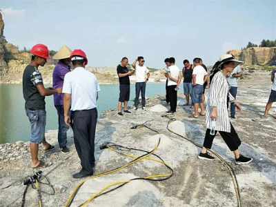 通州礦山開采石頭無法 開石怎么辦劈裂器 報價