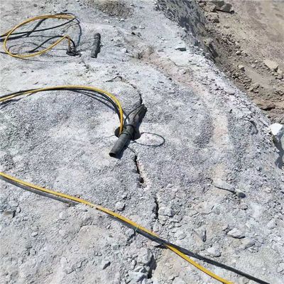 瑪沁縣開挖地基加強(qiáng)劈裂棒